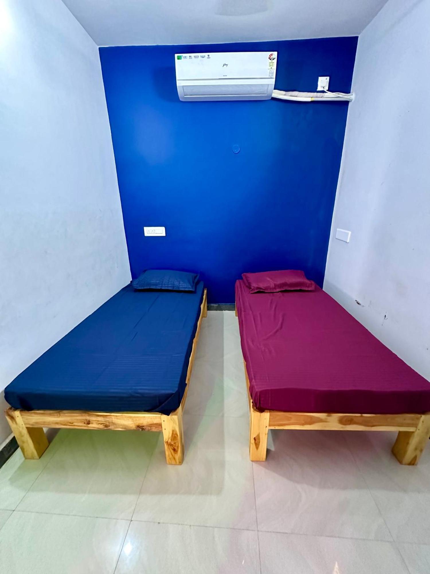Arunachala Sashwin Guest House Tiruvannamalai Exterior photo