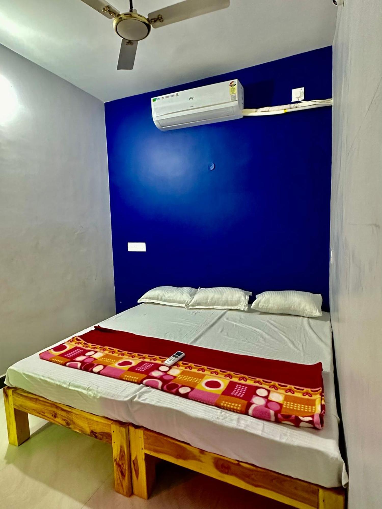 Arunachala Sashwin Guest House Tiruvannamalai Exterior photo