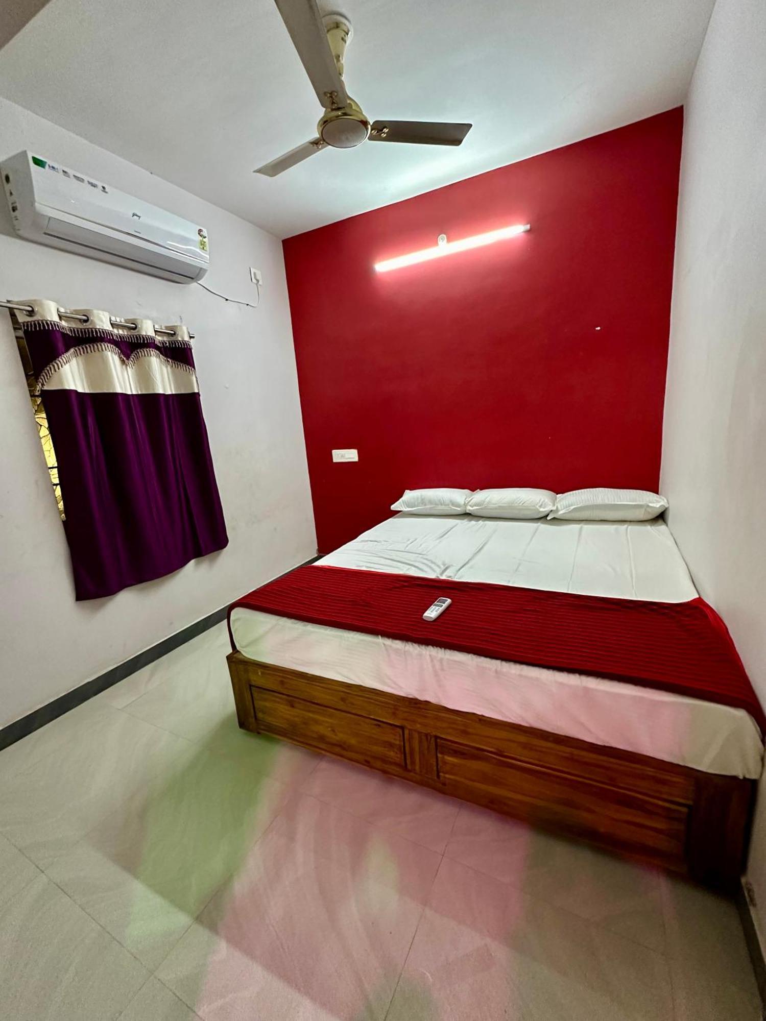 Arunachala Sashwin Guest House Tiruvannamalai Exterior photo